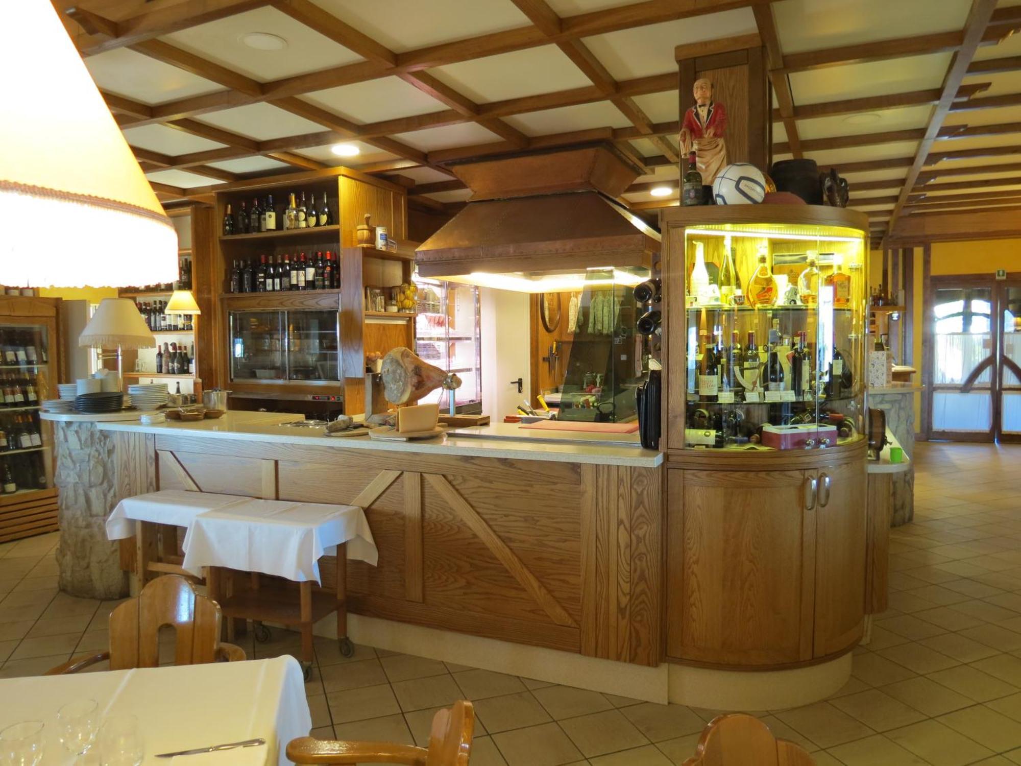 La Baita D'Oro Ristorante Residence Monteduro Екстер'єр фото