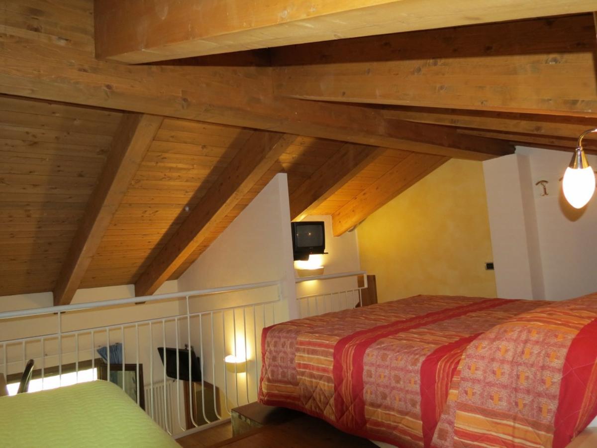 La Baita D'Oro Ristorante Residence Monteduro Екстер'єр фото